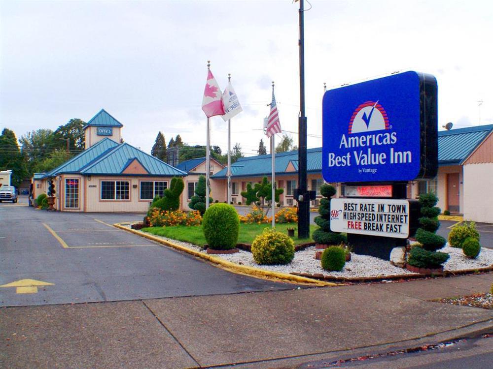 Americas Best Value Inn Eugene Exterior foto